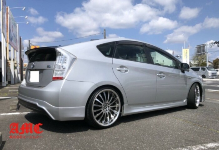 トヨタ プリウス 21年 Sツーリング 車検4/11 走行16万キロ SOLD OUT  